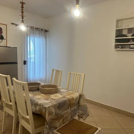 Mikes Appartement Náoussa